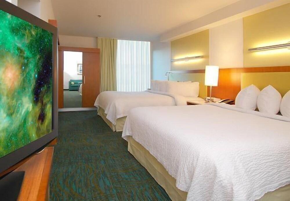 Springhill Suites By Marriott Las Vegas North Speedway Ngoại thất bức ảnh